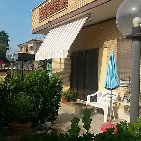 B&B Si Sta Bene Остія-Антика Екстер'єр фото